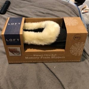 Woman’s memory foam slippers